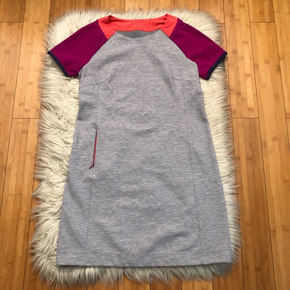 Title Nine Unconventional Athletic Colorblock Short Sleeve Grey Mini Dress M